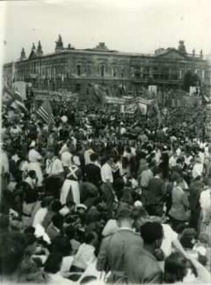Demonstration während der Weltfestspiele 1951