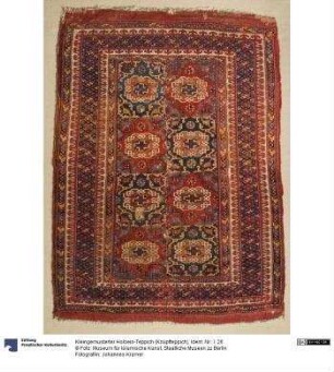 Kleingemusterter Holbein-Teppich (Knüpfteppich)