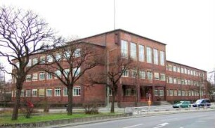 Reichsknappschaftshaus (Zentralinstitut der FU für Lateinamerika); Berlin, Charlottenburg-Wilmersdorf