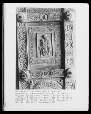Thronende Madonna