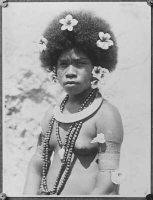 Frau der Papua (Sammlung Richard Wegner 1869/1931)