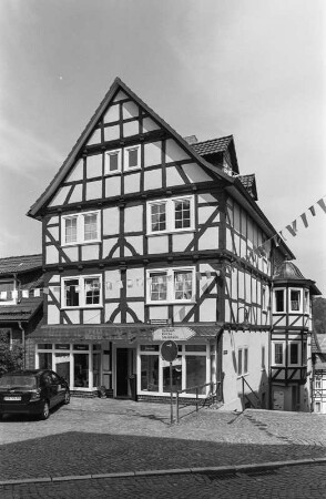 Wohn- und Geschäftshaus (Wohn- und Geschäftshaus, Fachwerk); Frankenberg, Neustädter Straße 58