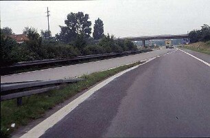 Einfahrt Ost zu Nebenfahrbahn Ost (Basel Richtung Karlsruhe)