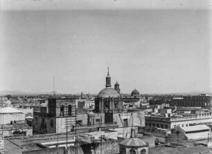 Stadtansicht : Blick über die Bauwerke einer Stadt