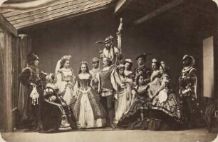Maskenball v. 'Jung-München' 1862 / Friedrich Lossow, Fr. Prof. Knabel, Frl. M. Schneider, Frl. Oberhofer, Schraudolph, Stöger, Beyschlag, Fr. Mina Merkel, Frl. Sophie Merkel, Heiner Lossow (...) / Gruppe 'Aschenbrödel'