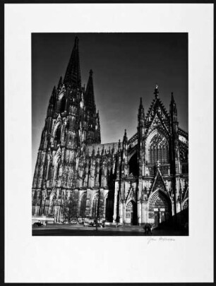 Kölner Dom- von Süden : Köln. Dom . Außenansicht von Süd