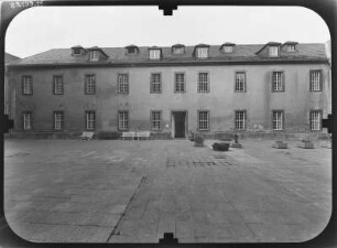 Crossen an der Elster. Schloss (1701-1712). Hofansicht