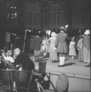 "Eine Nacht in Venedig" von Johann Strauß. Aufführung der Staatsoperette Dresden im Rahmen der Veranstaltungsreihe "Dresdner Sommer". Dresdner Zwinger, 12. Juni 1970