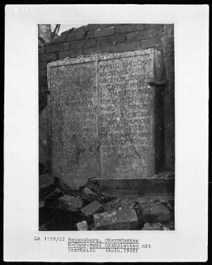 Grabplatte mit Inschrift