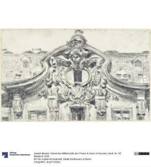 Giebel des Mittelrisalits des Palais du Saxe in Dresden
