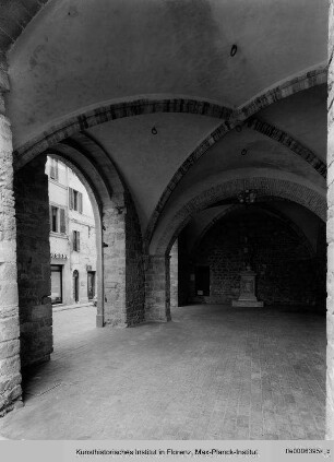 Palazzo dei Priori & Palazzo Comunale, Montalcino