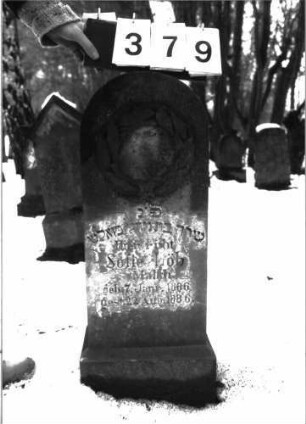Grabstein 379