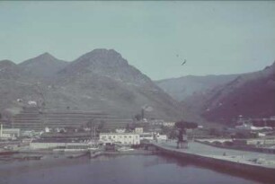 Reisefotos Spanien. Teneriffa. Segelhafen. Ansicht von einem Passagierschiff aus