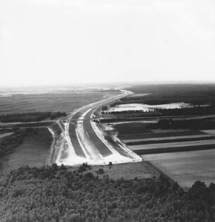 Bau Elbe-Seiten-Kanal (ESK)