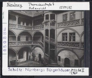Nürnberg: Theresienstr. 7, Hof, 1509-12