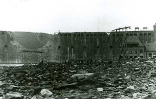 Zerstörte Edertalsperre, 1943