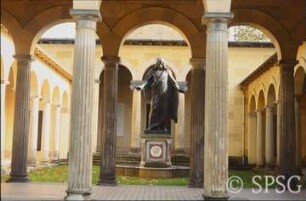 Potsdam, Park Sanssouci, Marlygarten, Schloss Marly, Friedenskirche, Innenhof, Segnender Christus.