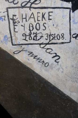 Raum 208 Ostwand 77