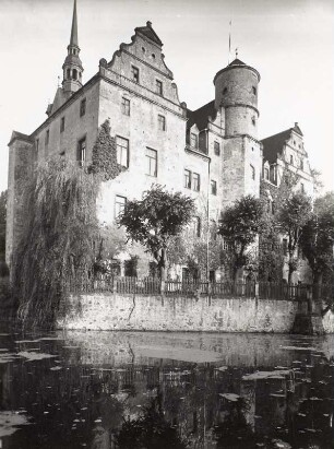 Schloss Schönfeld