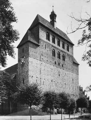 Havelberg. Dom Sankt Marien (1150-1170, Umbau nach 1279). Turm