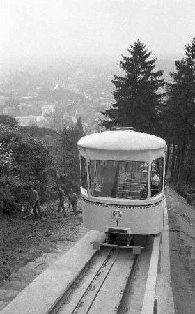 Inbetriebnahme der umgebauten und modernisierten Turmbergbahn.