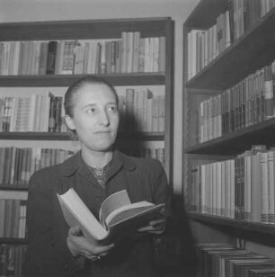 Porträt von Irene Gysi, Verlagsleiterin Rütten und Loening : Porträt von Irene Gysi