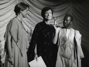 IFF 1977. Preisverleihung. Larissa Schepitko. Goldener Bär