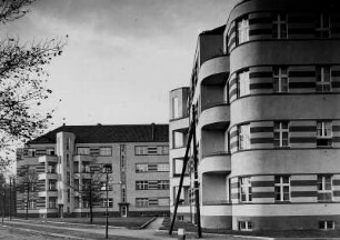 Berlin-Steglitz. Wohnungsneunauten Ende der 1920-iger Jahre in der Stindestraße