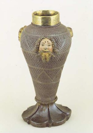 Pokal — Vergoldete Silberfassung des Pokals