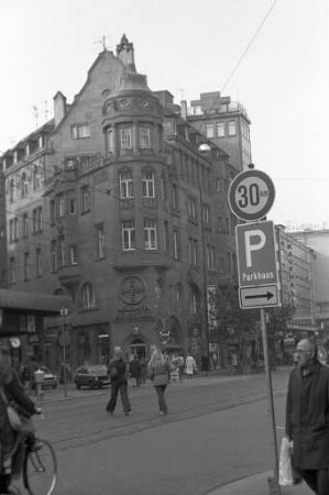 Hof-Apotheke Kaiserstraße 201