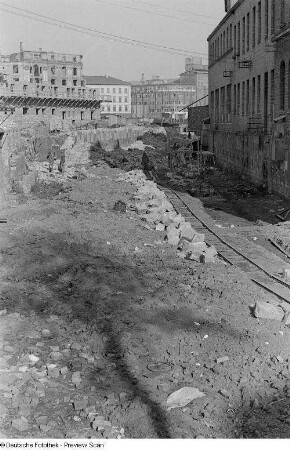 Zuschütten des Flussbetts der Pleiße