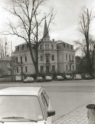 Dresden-Blasewitz, Loschwitzer Straße 18. Villa "Victoria" (um 1890). Eckansicht mit Fassade Lene-Glatzer-Strasse