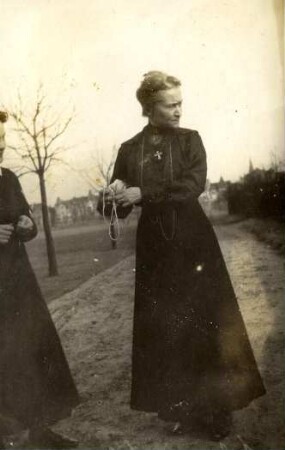 Viktoria-Pensionat. Lehrerin