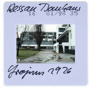 Dessau, Bauhaus : Werkstattgebäude, Ostfassade