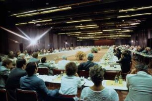 Tagung der Nationalen Forschungs- und Gedenkstätten (NFG) in Berlin 1986, Blick in den Tagungssaal
