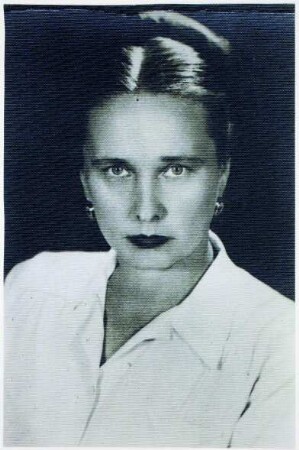 Nolde, Nina von