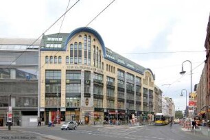 Hackescher Hof mit Brunnen- und Gartenhof; Berlin, Mitte
