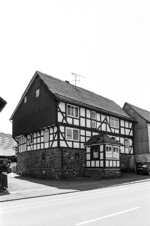 Wohnhaus (Wohngebäude, Fachwerk); Burgwald, Wolkersdorfer Straße 11