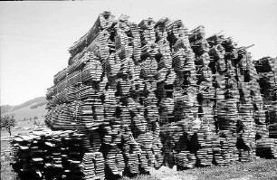 Holzstapel bei Bernau