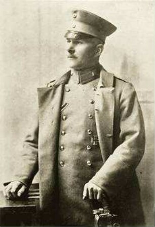 Hermsdorff, Carl; Oberstleutnant, geboren am 27.12.1869 in Glogau