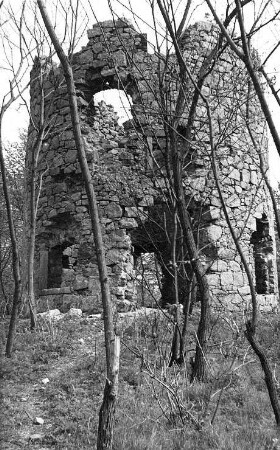 Schöpstal-Kunnersdorf. Ruine der Holländermühle auf dem Kapellenberg (Fotografie von Erwin Scholz, Uhsmannsdorf)