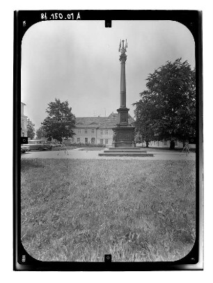 Denkmal für die Befreiungskriege von 1813 bis 1815 : Denkmal für die Befreiungskriege von 1813 bis 1815. Eisenguß; Höhe 13 m (1863-1865; A. Wolff nach Entwurd von H. Willebrand). Güstrow, Franz-Parr-Platz