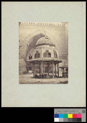 Cairo. Inneres der Moschee des Sultan Hasan