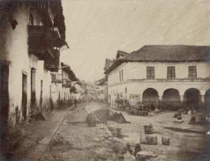 Quito: Plazuela de Santo Domingo