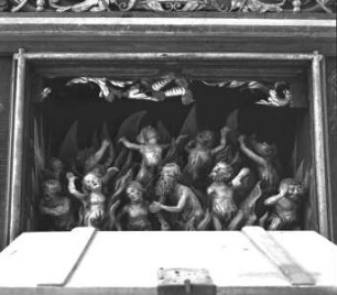 Vesperaltar — Predella mit Darstellung des Fegefeuers