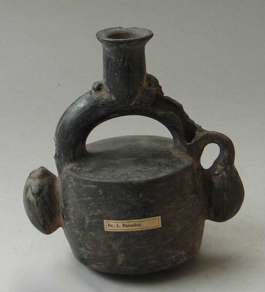 Clay vessel