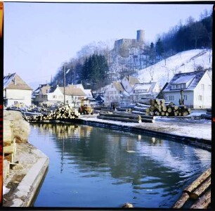 Hausach: Floßgraben eines Sägewerks, mit Burgruine