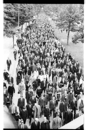 Kleinbildnegativ: Benno-Ohnesorg-Trauerzug, 1967
