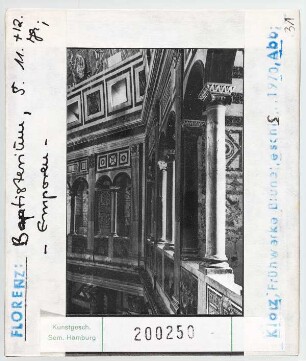Florenz: Baptisterium, Emporen
