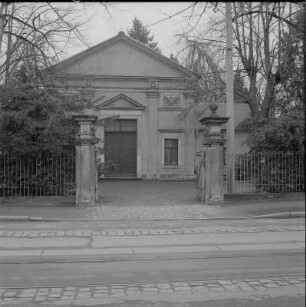 Dresden-Plauen, Bernhardstraße. Äußerer Plauener Friedhof, Friedhofskapelle (um 1890)
